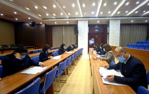 掀起學習“兩會”精神熱潮 ，確保各項任務全面貫徹落實！